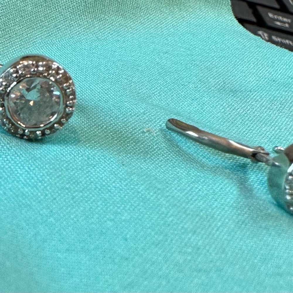 Elegant Silver Crystal Hoop Earrings - Picture 4 of 6